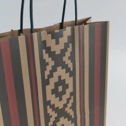 Bolsa Papel *Guarda Pampa* 22 x 10 x 30 cm con manija